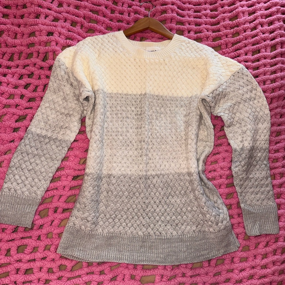 Olive & Oak Cream to Light Gray Ombre Crewneck Sweater, Size Small
